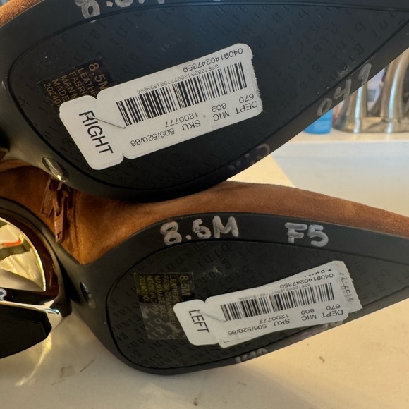 Giani Bini Harrison Brown Suede Architectural Wedge Ankle Booties- Size 8.5M - Picture 7 of 8